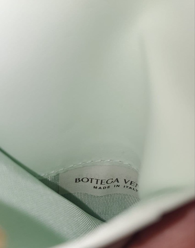 BOTTEGA VENETA Leather Bi-Fold Wallet