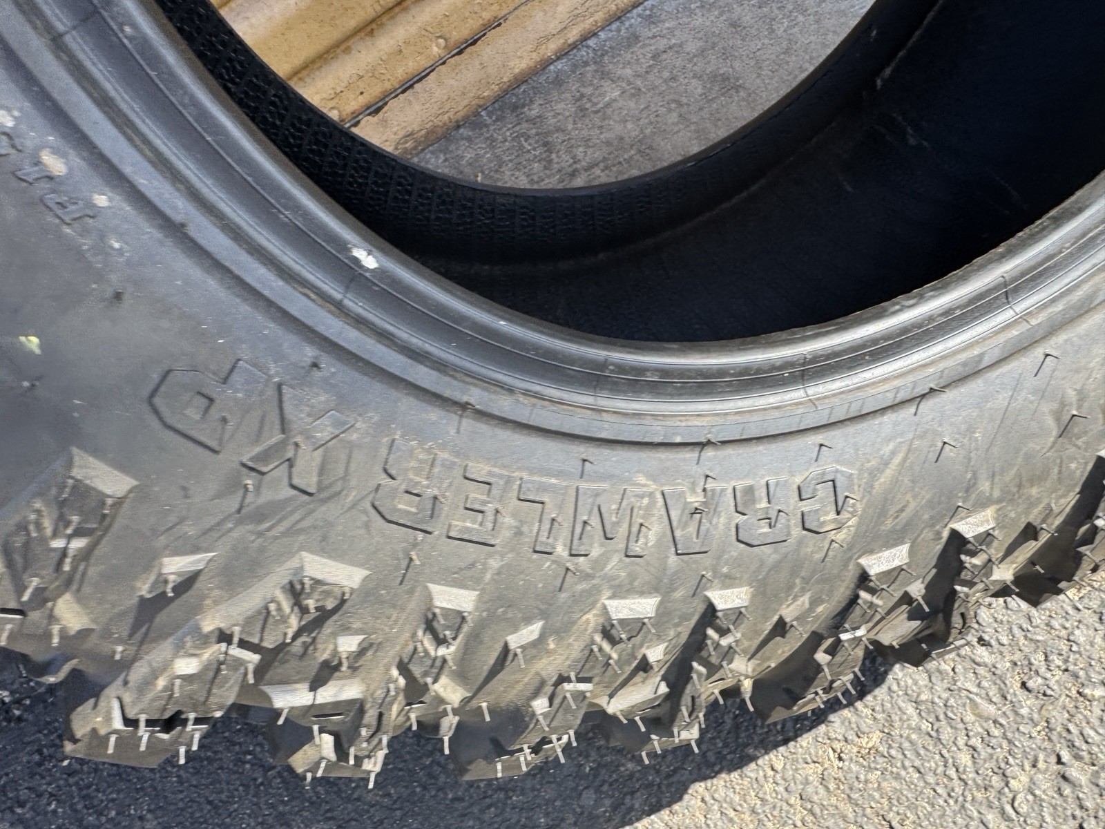 1-2024-2025 POLARIS XPEDITION REAR TIRE 30x11x15 PRO ARMOR CRAWLER XP.