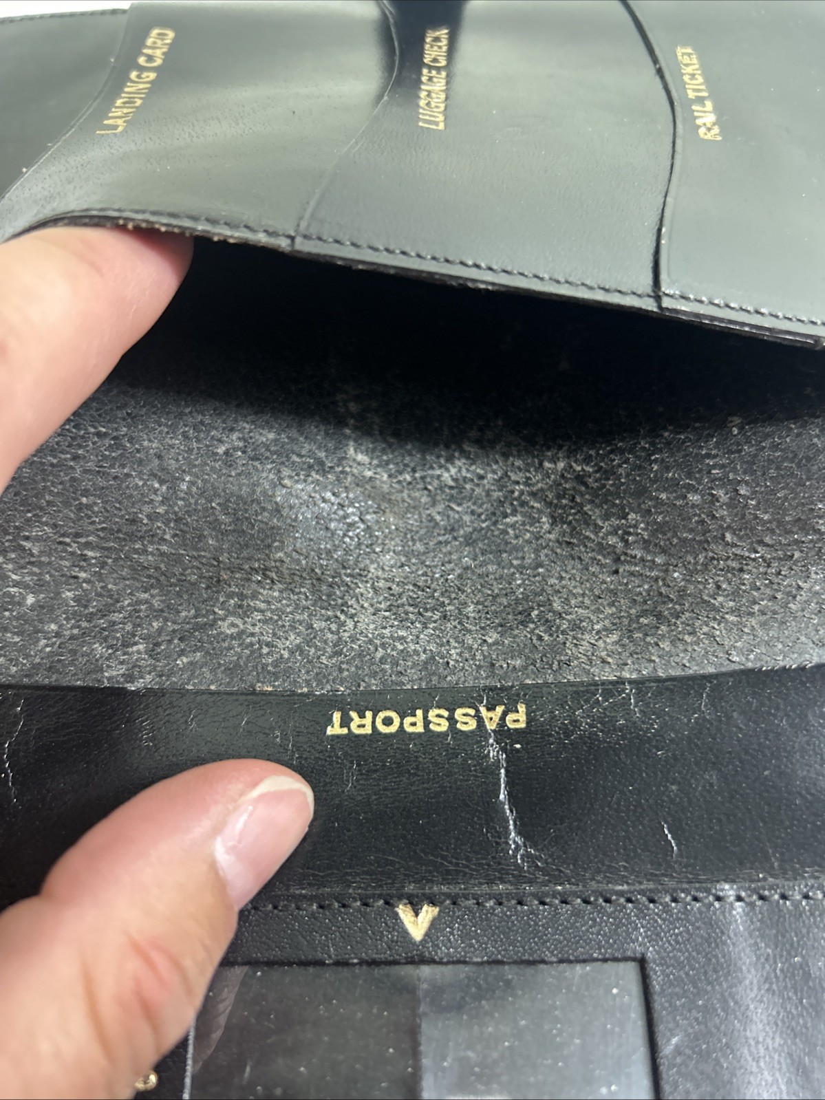 Vintage Sheldon Bifold Black Leather Passport Organizer Made In England 7x5