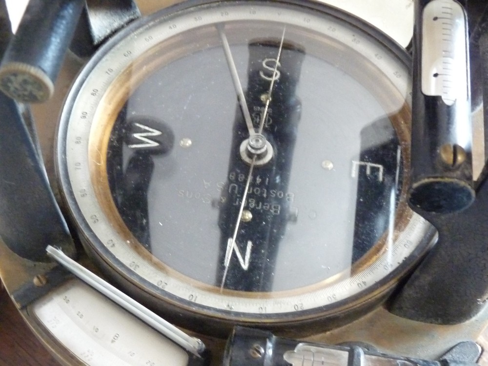 BERGER TRANSIT WITH COMPASS AND CASE 124