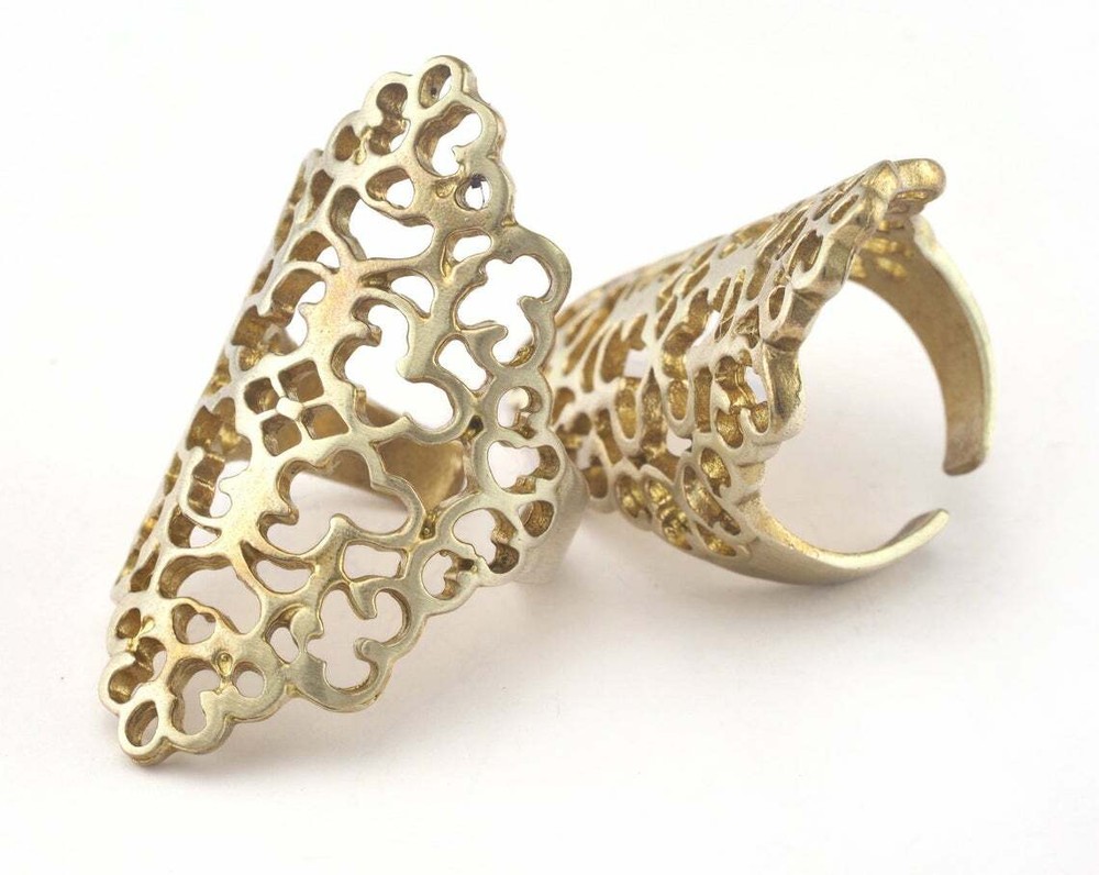 Filigree Adjustable Ring Raw brass (19mm 9US inner size - Adjustable ) OZ2661