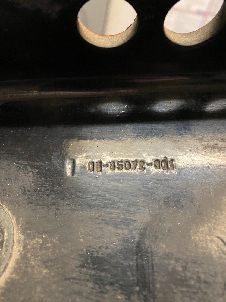 FREIGHTLINER BATTERY BOX BRACKET, MOUNT 06-65072-001