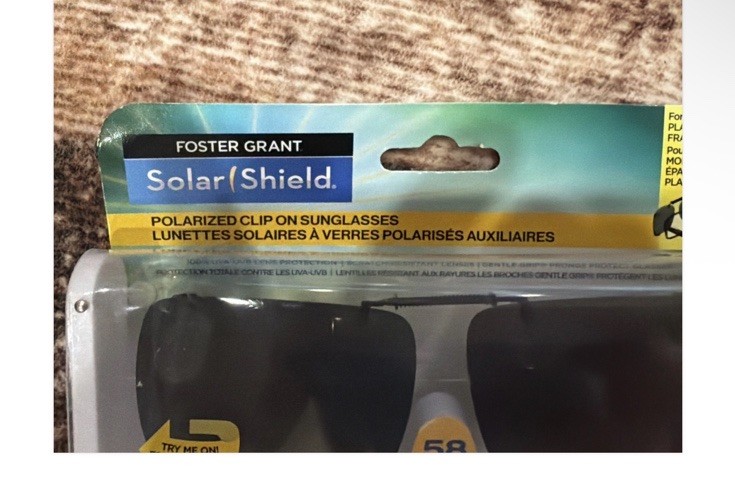 Brand New Foster Grant Solar Shield Polarized Clip On Sunglasses 58 RecG