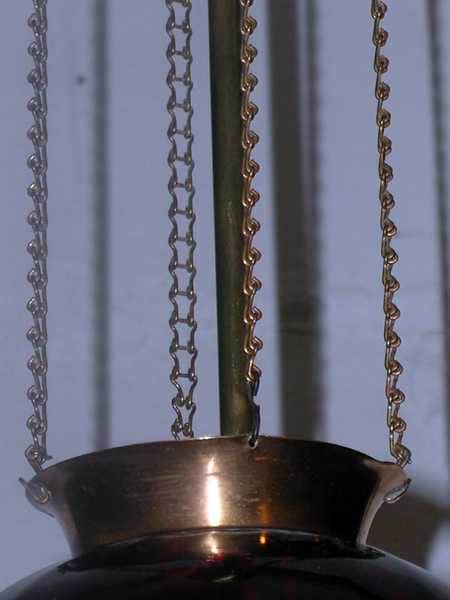 RUBY GLASS HANGING LIGHT