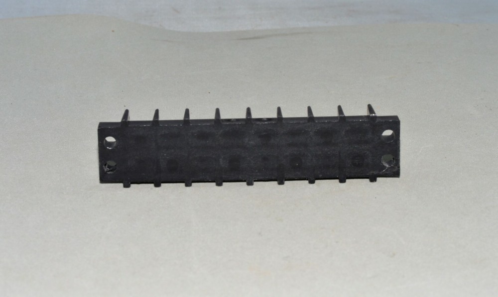 8 Position Double Row Terminal Block Board BEAU 76