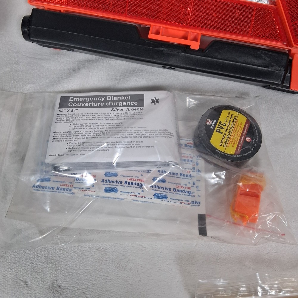Volkswagen Roadside Assistance Kit With Jumper Cables 000.093.059D