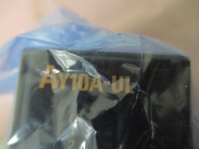 Mitsubishi AY10-UL PLC, Output Module, MELSEC, Programmable Controller, 413170