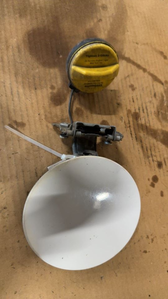 VCHEXPR35 2010 Fuse Box Cabin 6532