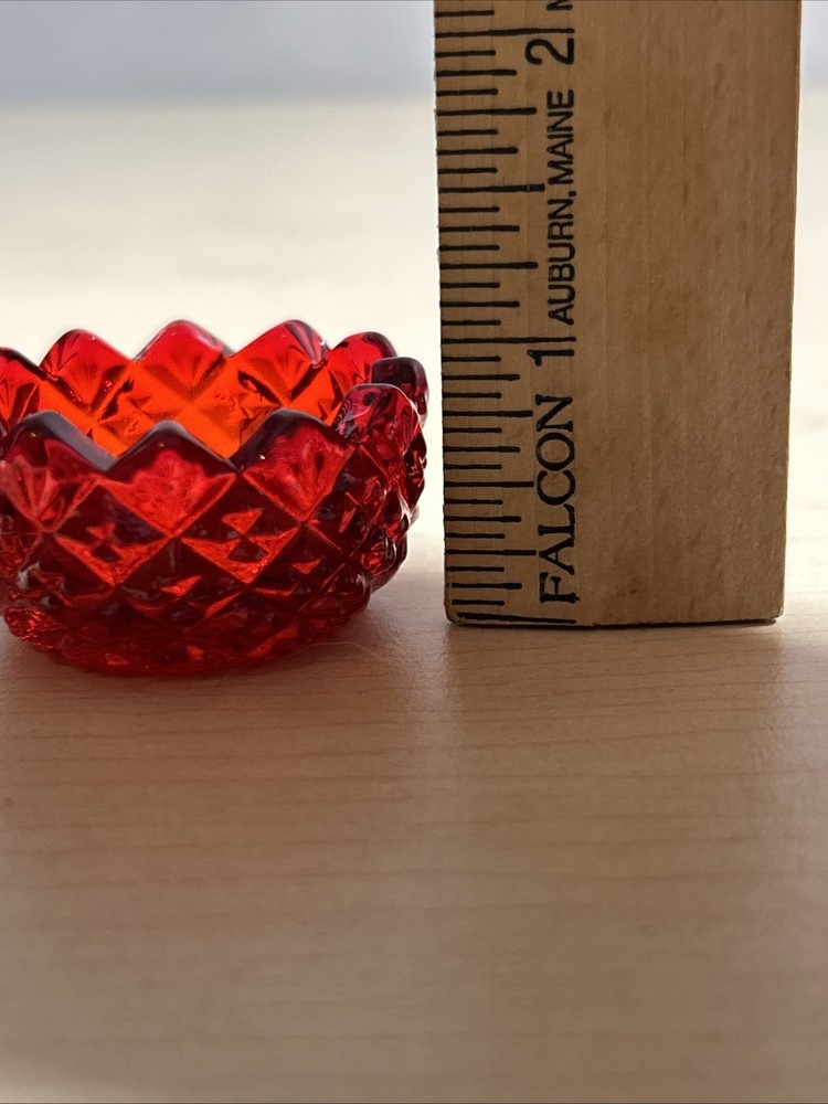 Vintage Ruby Red Diamond Pattern Sawtooth Glass Salt Cellar Dip Cadmium UV