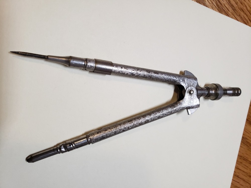 Vintage circle drawing tool