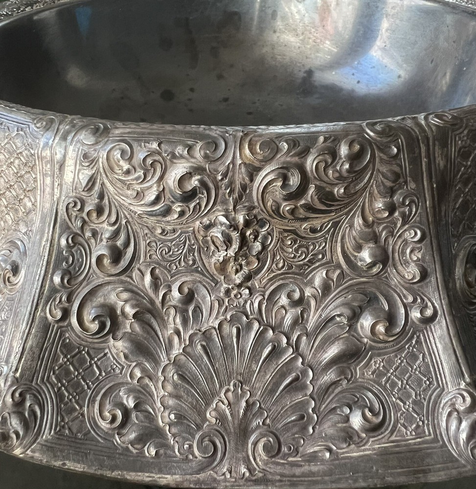 Vintage Barbour S.P. Co. International Silverplate Center Bowl 13.5”