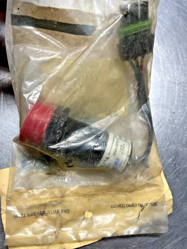 1546497C1 OEM Case IH CNH SWITCH