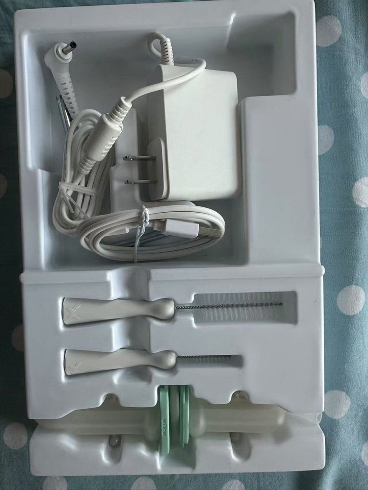 Willow GO breast pump open box never use