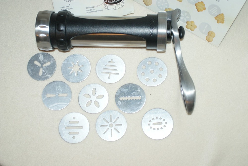 Wilton Cookie Press Pro Ultra -11 Pc Set - Used/VG