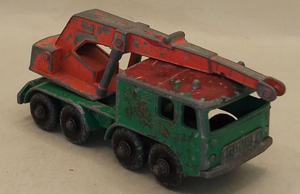 Matchbox 8 wheel Crane No.30