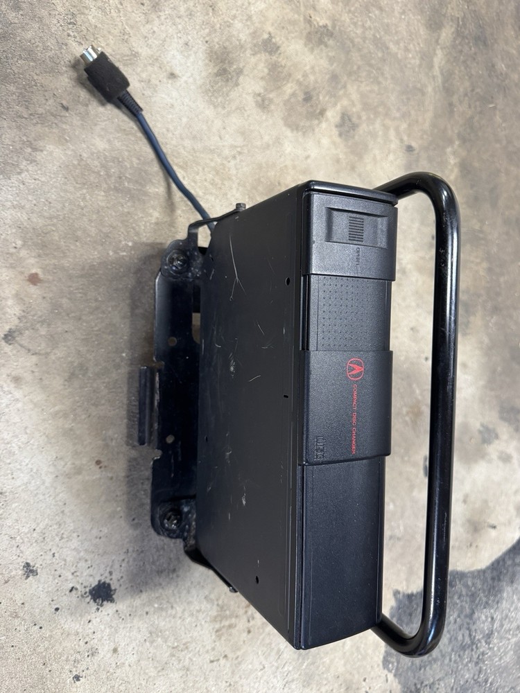 ACURA COMPACT DISC CD CHANGER