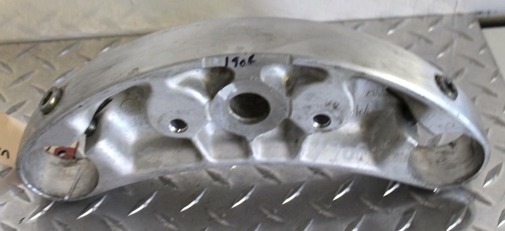 2000 VICTORY V92SC FORKS UPPER TRIPLE TREE CLAMP 1820605