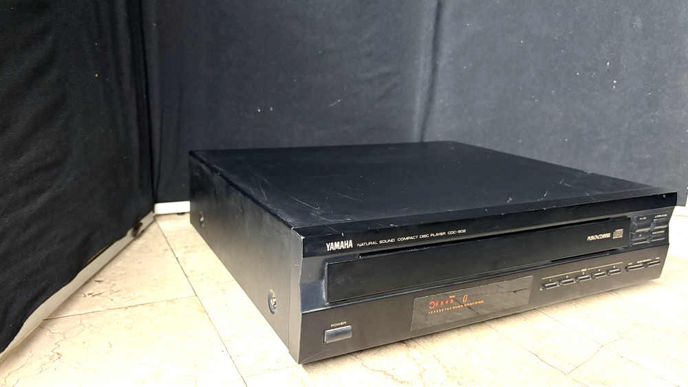 Yamaha CDC-502 CD Changer 5 Disc Carousel & Remote! * Nice!*