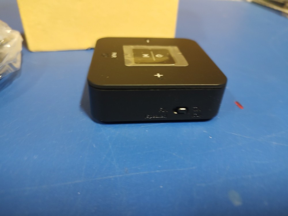 Audio Transmitter or Receiver 2 in 1 Adapter