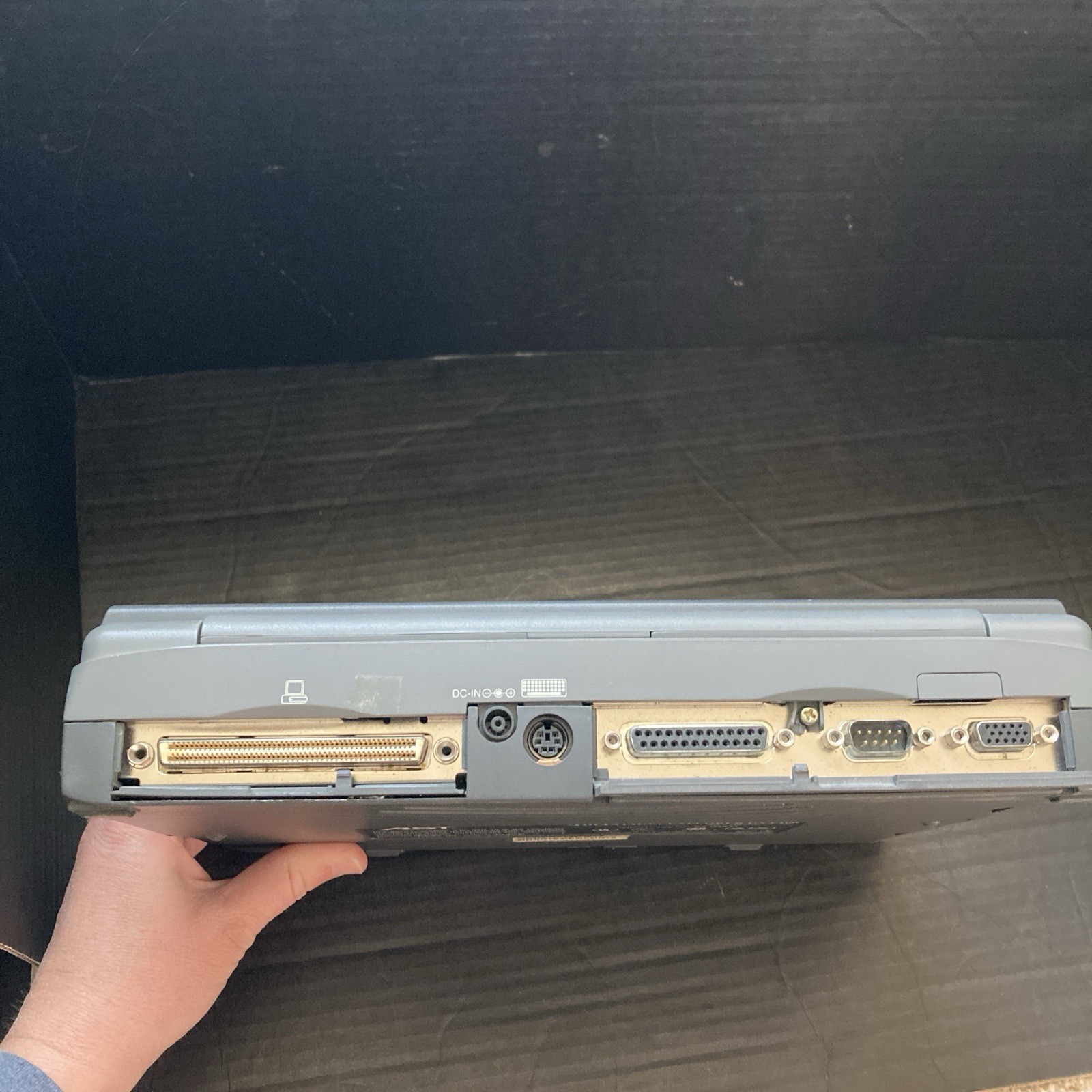 Vintage AST Advantage! Explorer 212 Laptop 486DX4/100 TFT, Working, Read Desc.