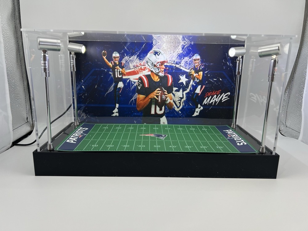 Drake Maye - Patriots - Custom 2-3 Card PSA Display Case W/ LED Lights