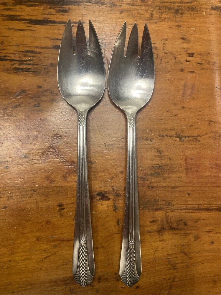 Set 2 Wm Rogers Mfg Original ALLURE Pattern Silverplate Serving Fork Flatware