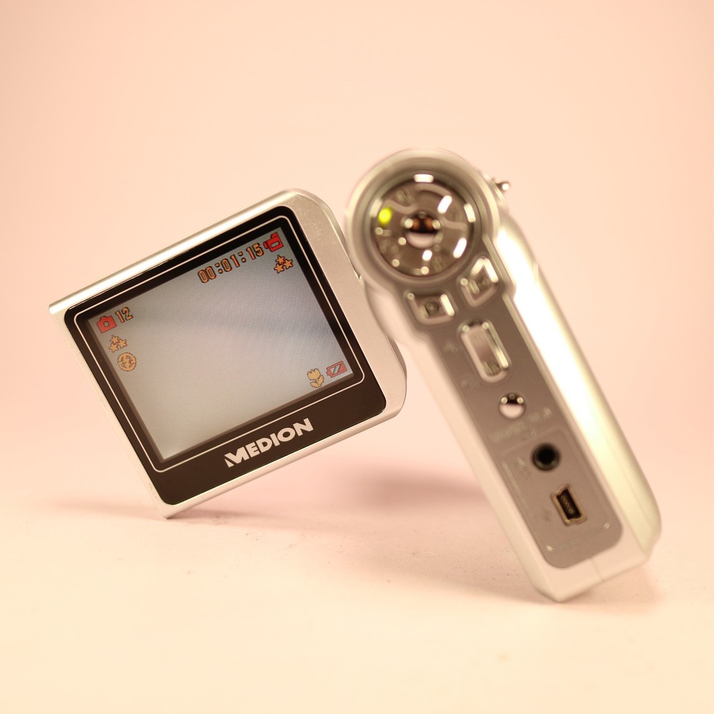 Medion MD 85544 Handheld Compact Digital Video Recorder Silver Tested