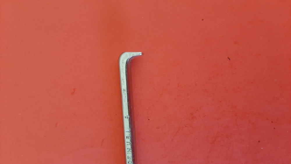 Snap-on Tools USA 020 Offset 4" Long Offset Flat Head Slotted Tip Screwdriver