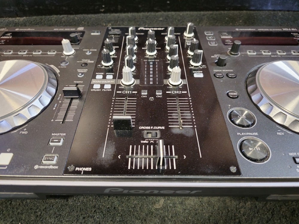 Pioneer DJ XDJ-R1 Controller