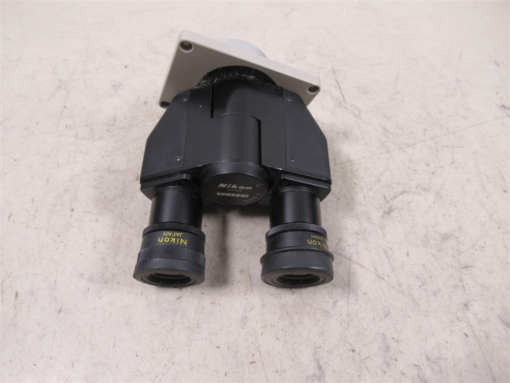 Nikon Binocular Microscope Head Diaphot with CFW 10X Eyepieces