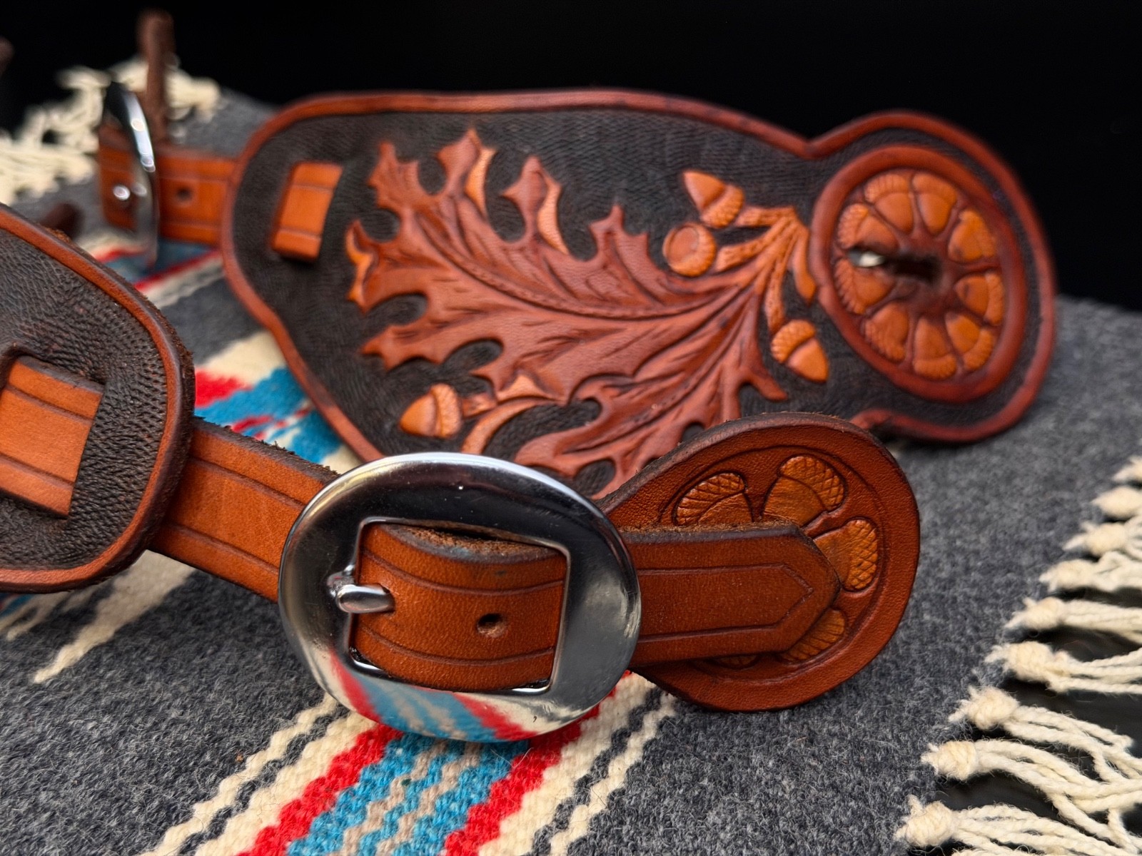 BEAUTIFUL “L S Horseshoe” Marked Fall Leaf & Acorn Motif Leather Spur Straps