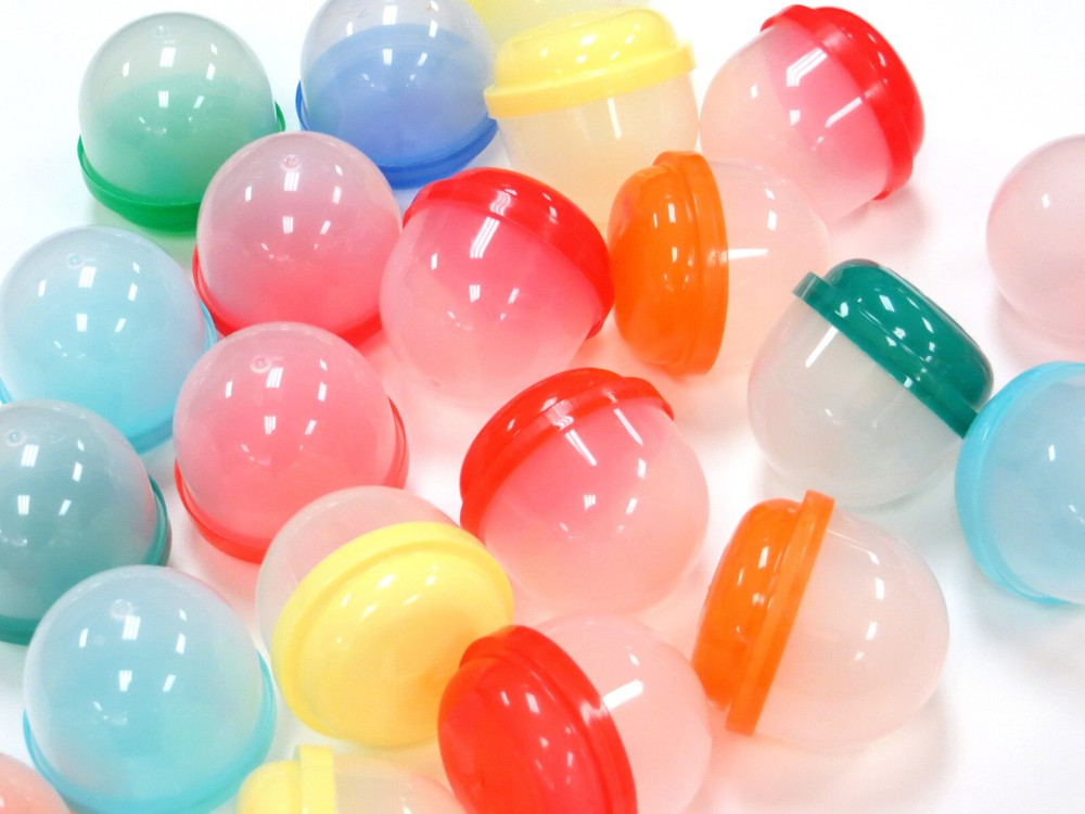 250 Count 2" Plastic Vending Capsules