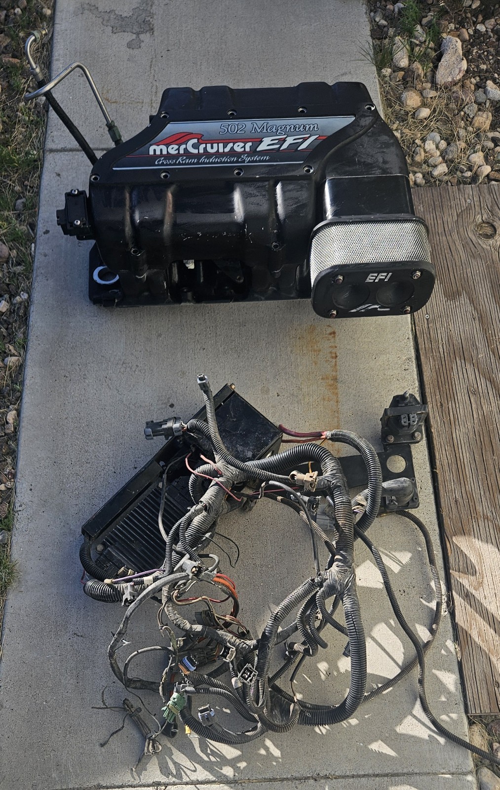 MerCruiser EFI 502 Magnum Upper & Lower Intake Manifold, Wiring Harness, ECM NR!