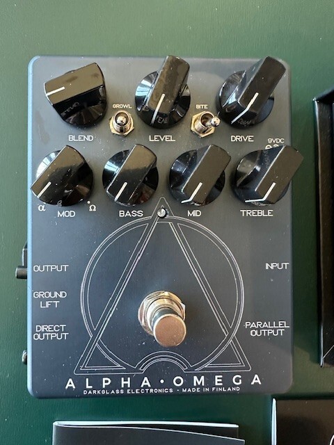 Darkglass Alpha Omega