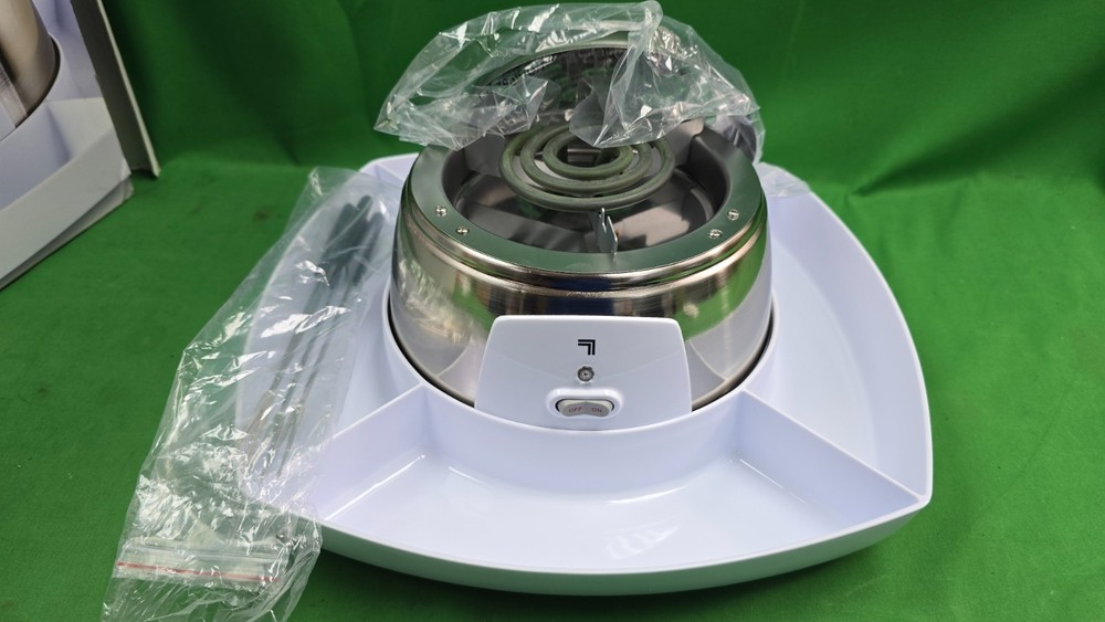 Sharper Image Electric Tabletop S'mores Maker NEW (E13)