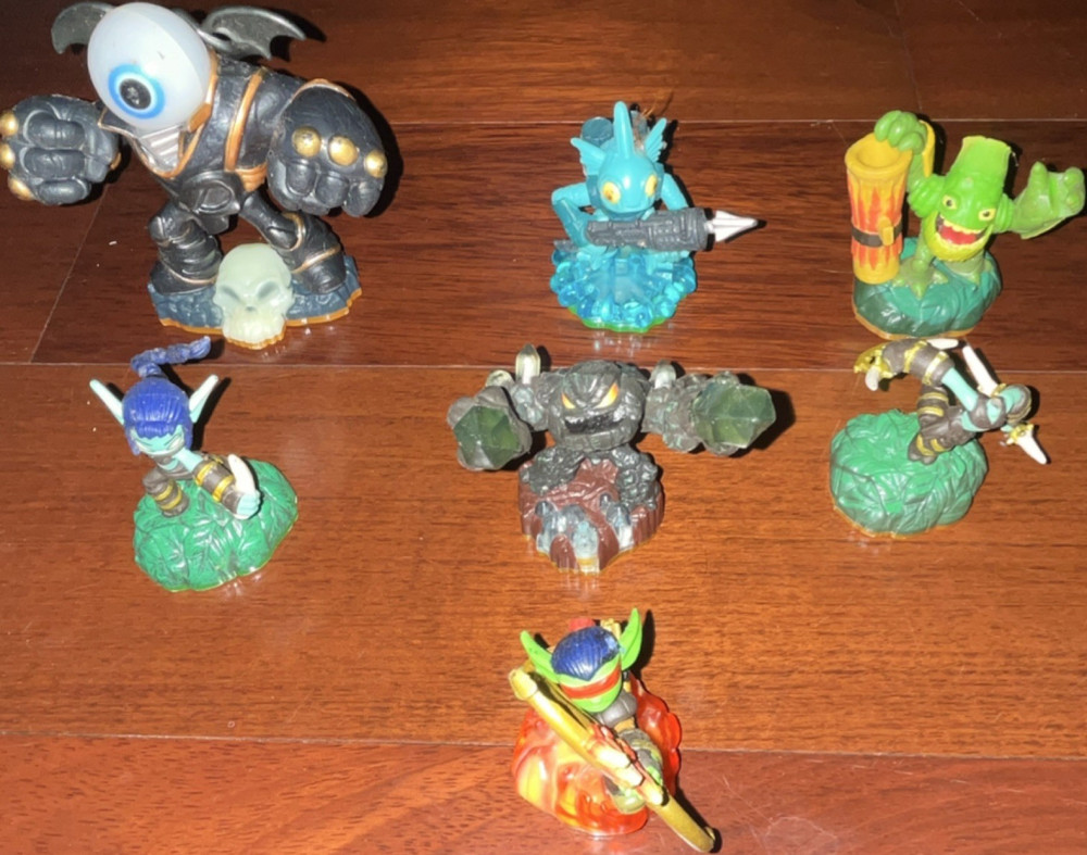 Skylanders Character Figures Lot