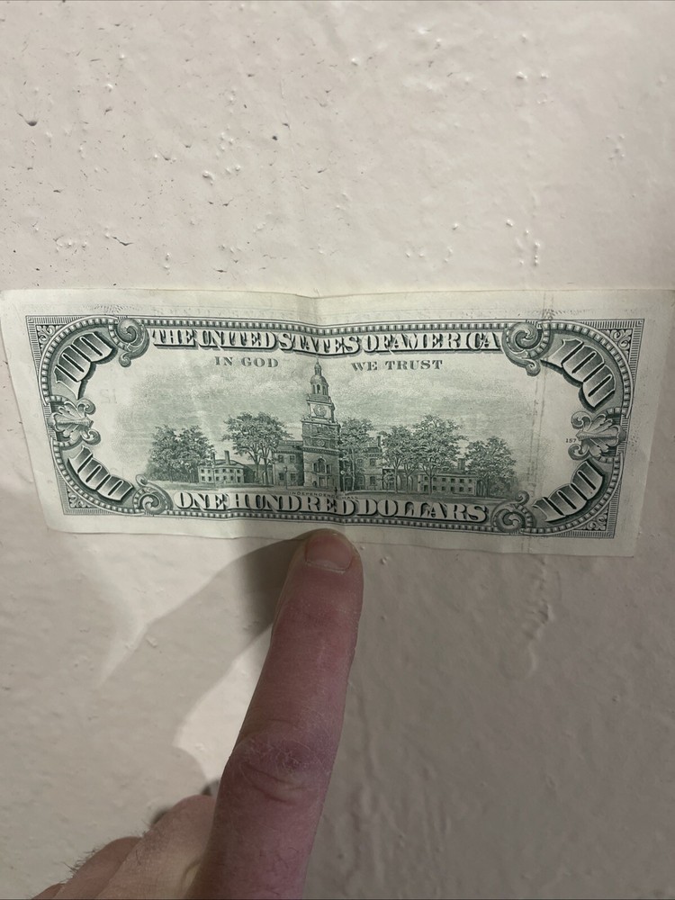 100 Dollar Bill