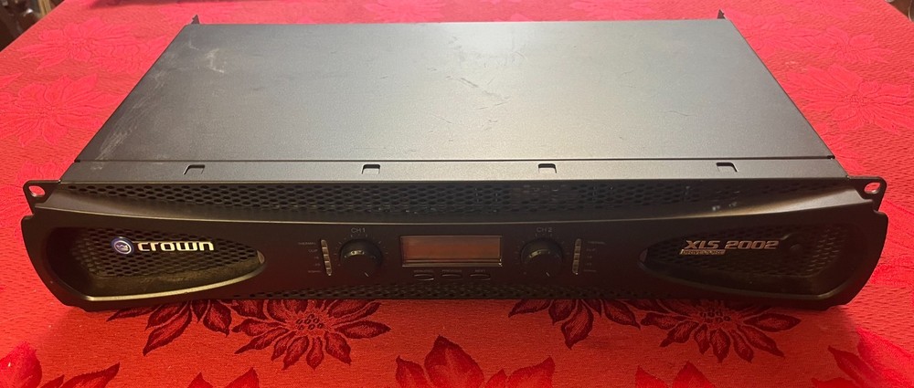 Crown XLs 2002 power amp