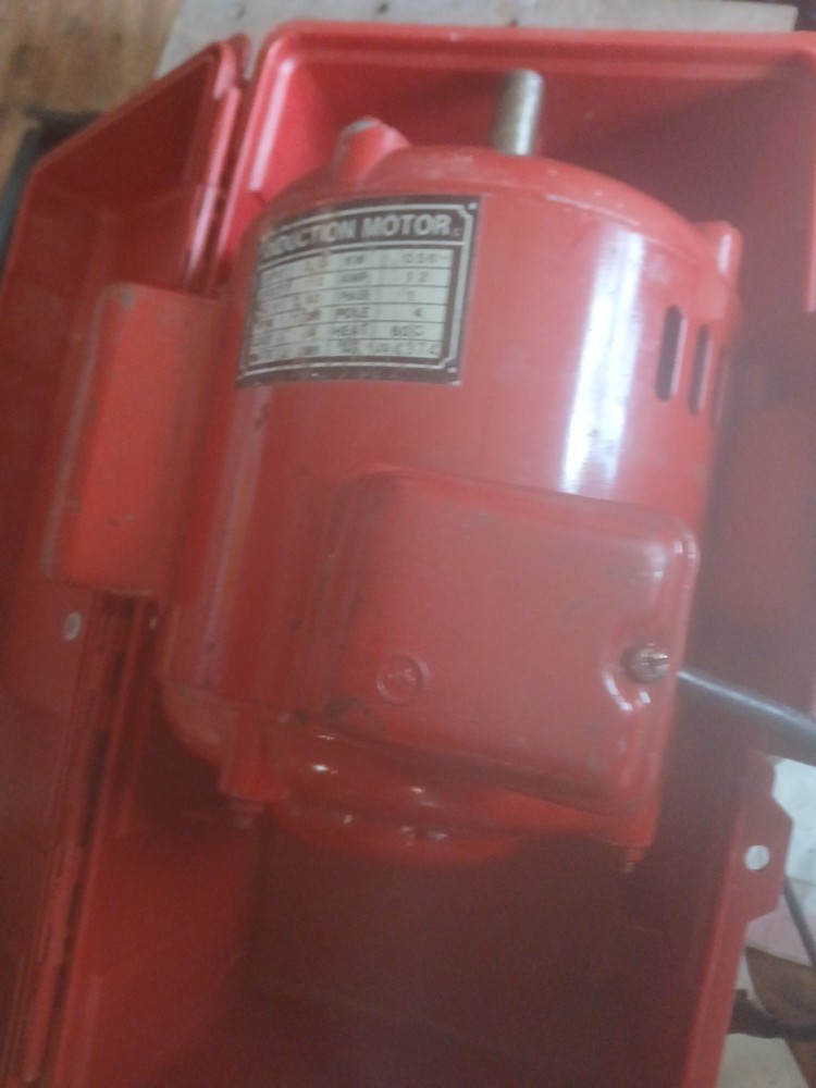 Bench Top Belt Sander w Motor + Vise Bundle Workshop Tools Tested/Untested