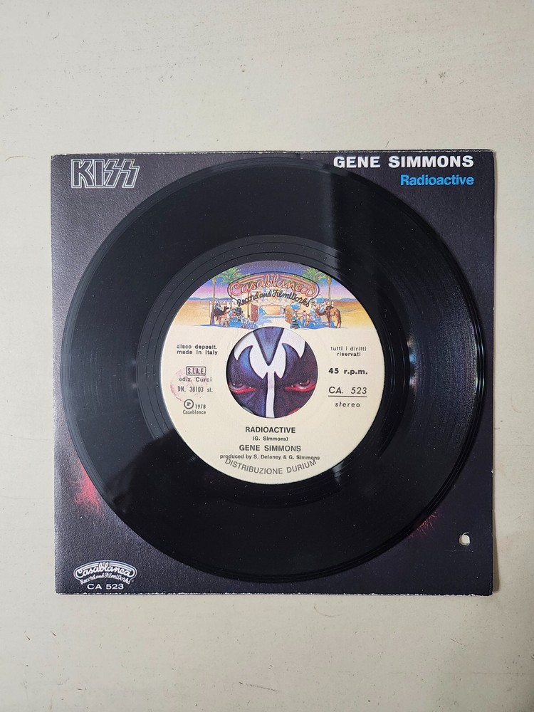 KISS SUPER RARE Gene Simmons Italy Radioactive Picture Sleeve Vinyl 45 CA 523 VG