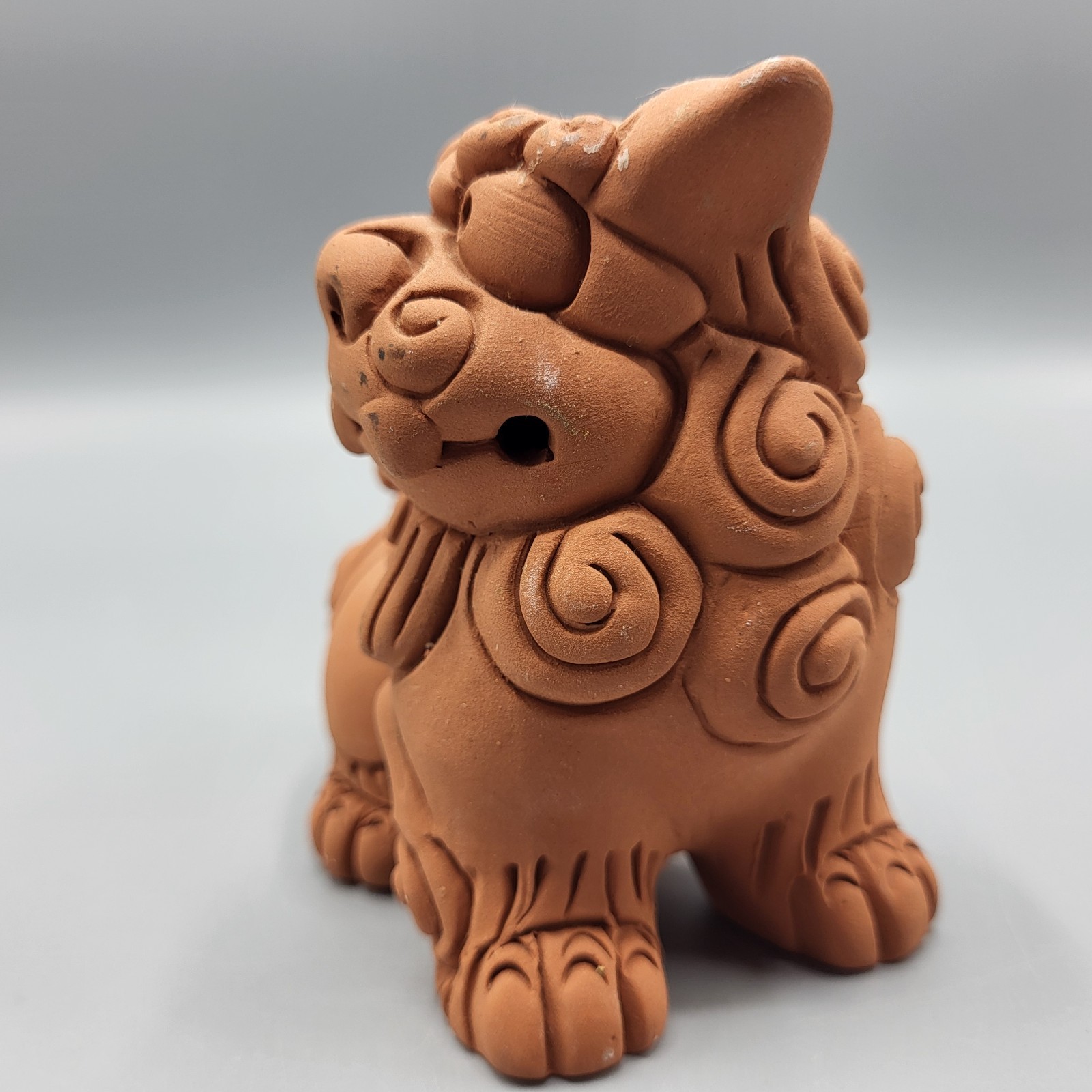 Set of 2 Okinawan Shisa Foo Dog Guardian Lions Figurines Terra Cotta Clay 3.5"