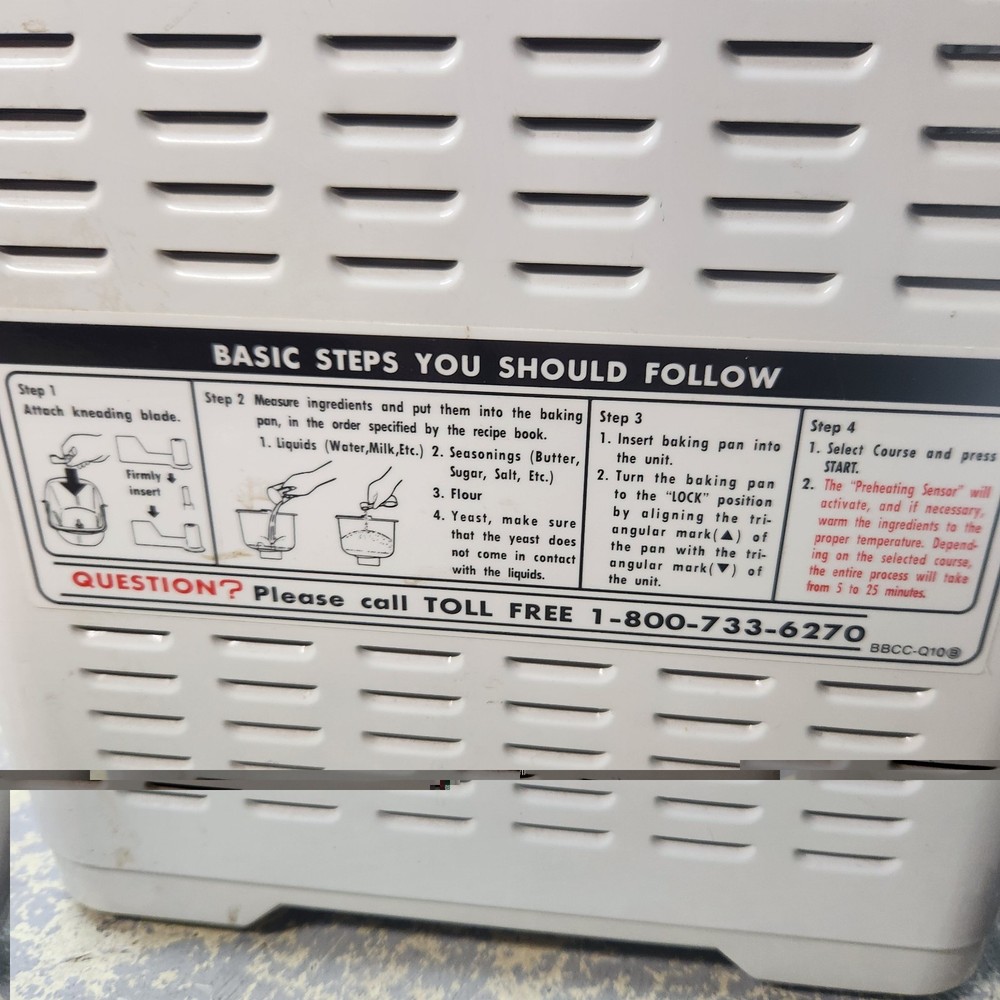 Zojirushi BBCC-Q10 Home Bakery Junior Automatic Bread Machine