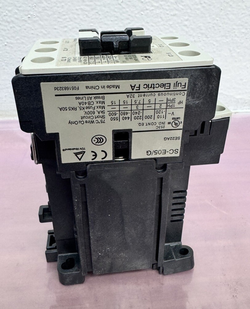 Fuji SC-E05/G Contactor 24VDC Coil