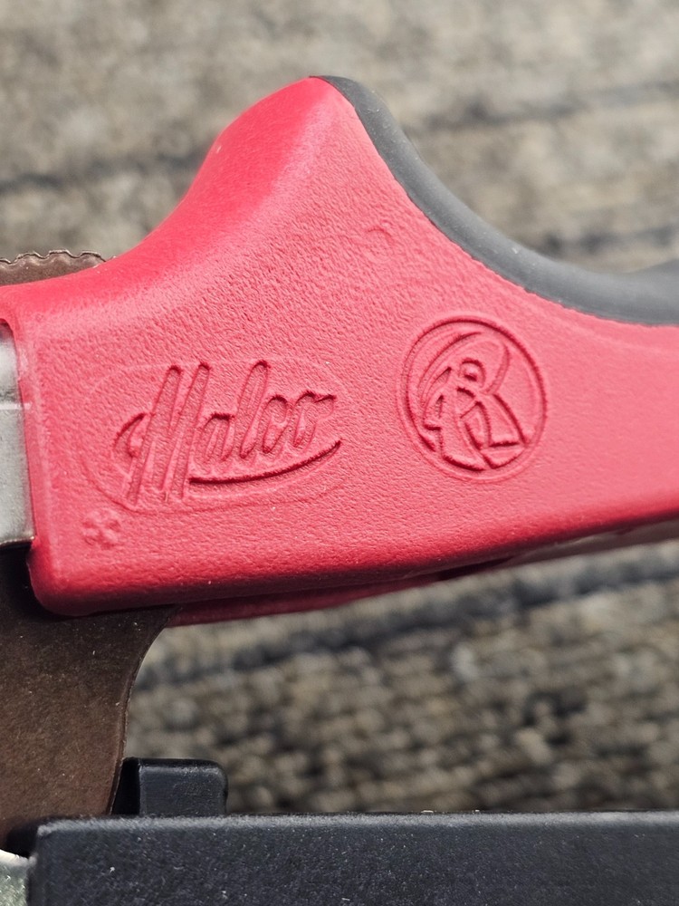 Malco Adjustable Snap Lock Punch Gutter Snap Lock Punch