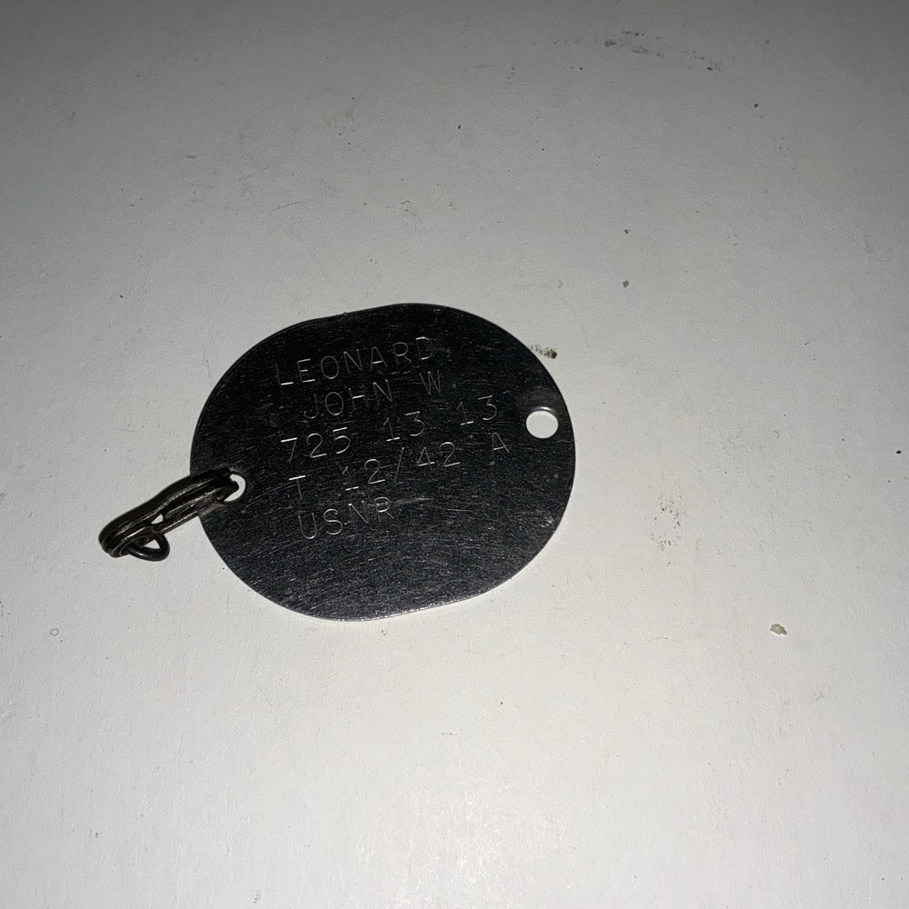WW2 WWII USNR dog Tag