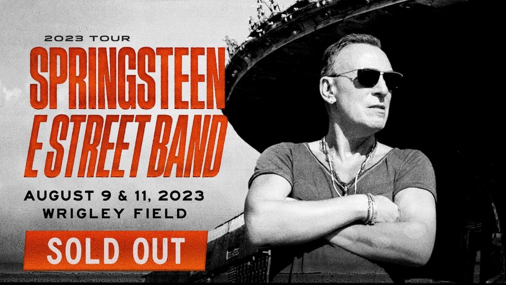 Bruce Springsteen Wrigley 8/11 ***2 AISLE SEATS***