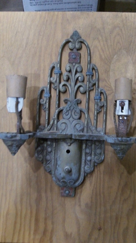 Vintage Lighting Seven sconces by Riddle!