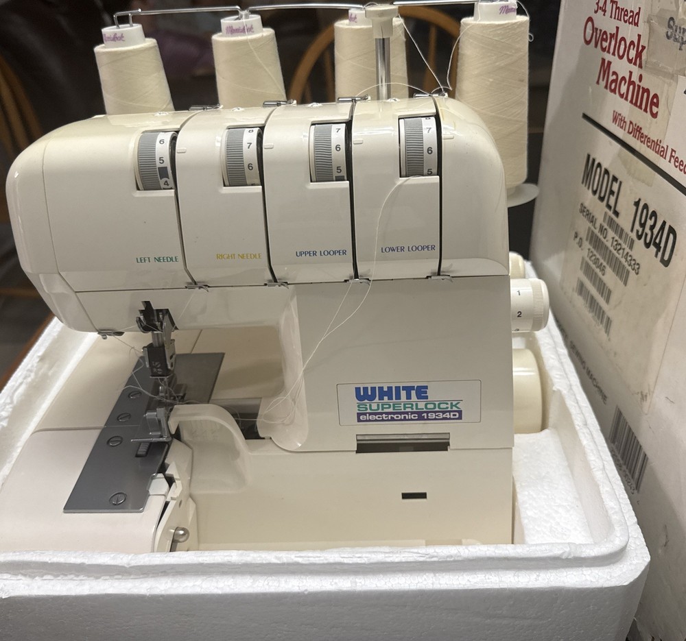 White Superlock Electronic model 1934D Serger Sewing Machine W Extras