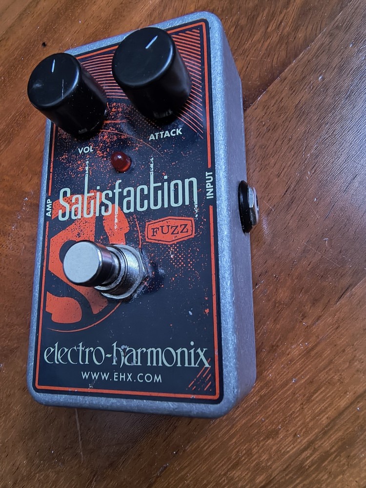 Electro-harmonix Satisfaction Fuzz Pedal