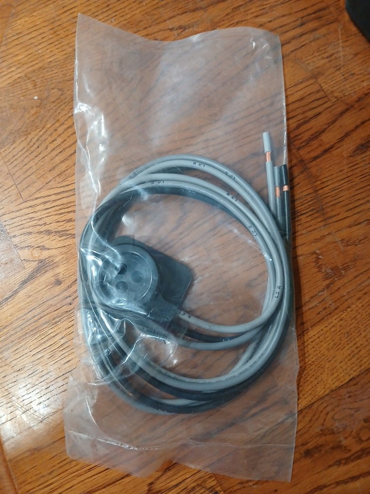 Copeland Emerson 529-0060-24 Compressor Plug